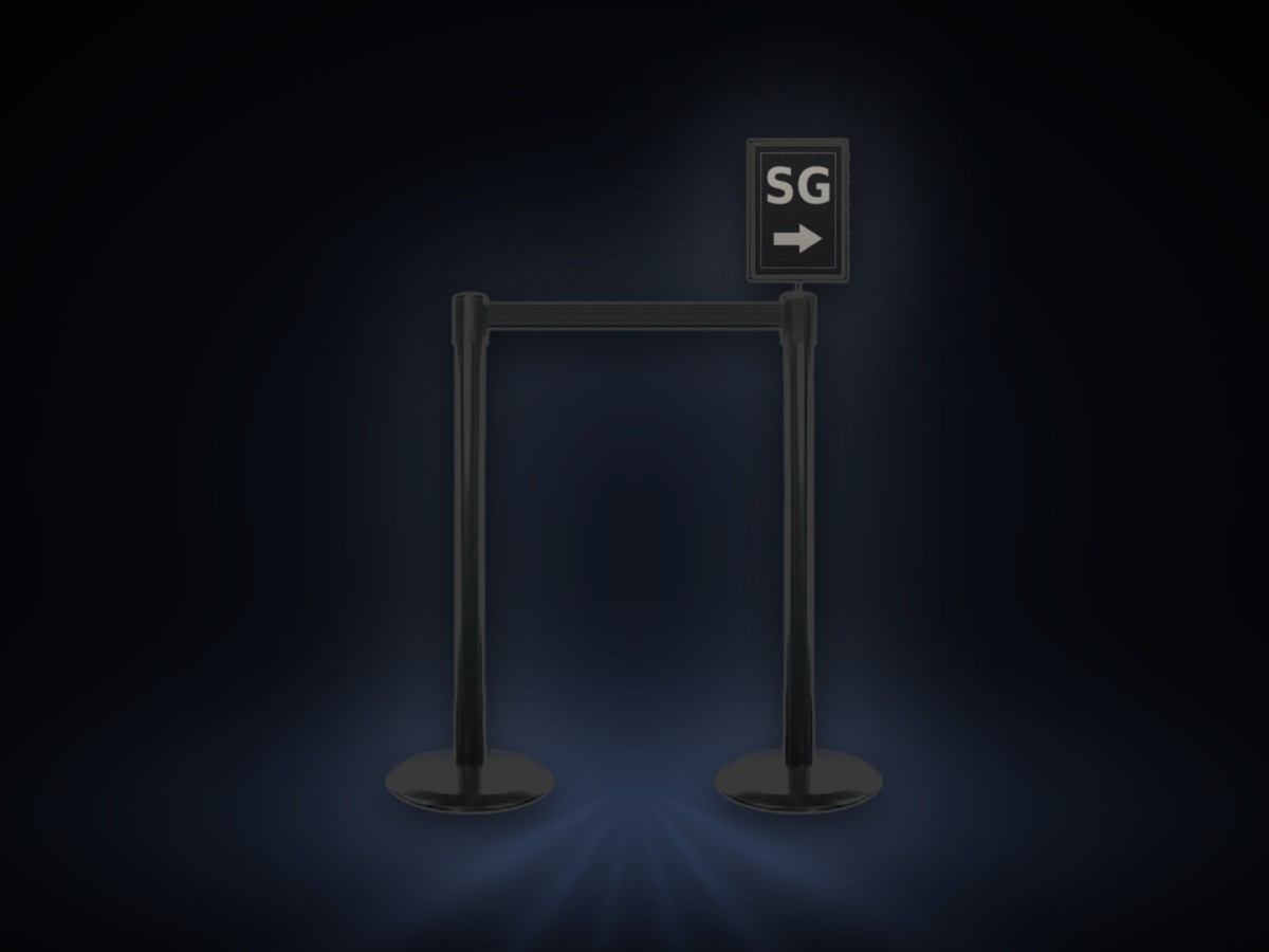 Absperrsystem mit Gurtband und Infoschild